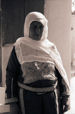 صورة شخصية لامرأة كبيرة في السن 