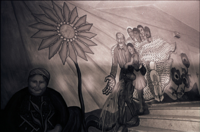 رسومات على حائط في بلدة بيت ساحور