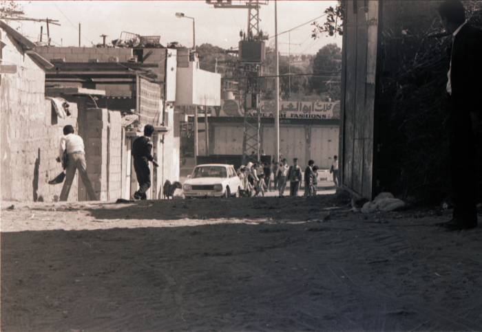 مجموعة اشخاص في بلدة بيت ساحور