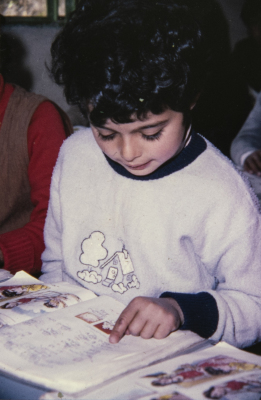 طالبة من روضة الزهور في القدس