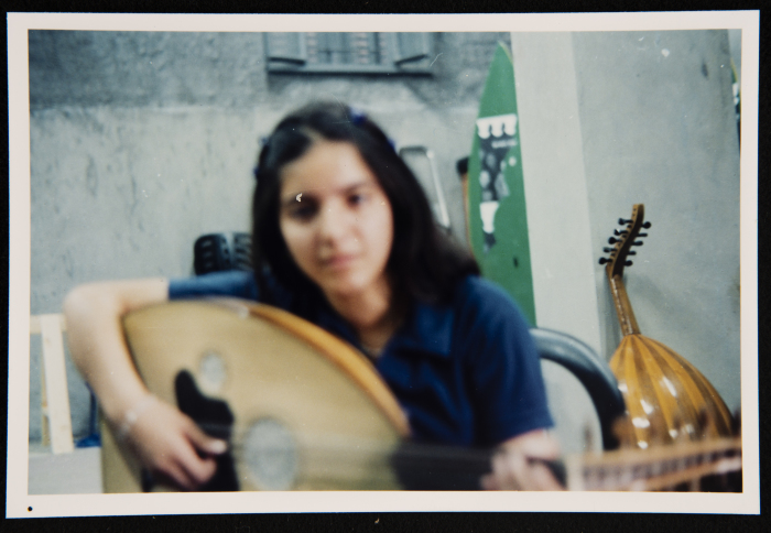 صورة لطلبة مسرح عناد في رحلة إلى مصر، 2001