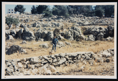 صورة لطلبة مسرح عناد في رحلة إلى مصر، 2001