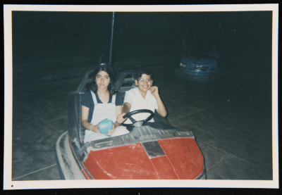 صورة لطلبة مسرح عناد في رحلة إلى مصر، 2001