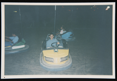 صورة لطلبة مسرح عناد في رحلة إلى مصر، 2001