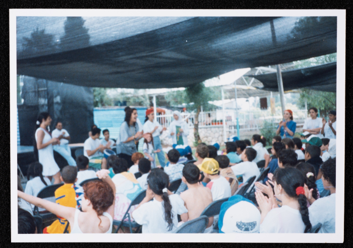 ورشات عمل خاصة بمسرح الدمى للطفل في الحكواتي 
