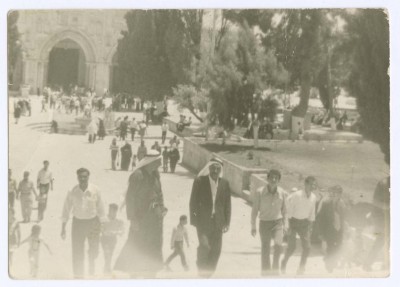 Muhammad Abu Bakr and Ibrahim Abu Al-Suod in The Holy Mosque, 1976