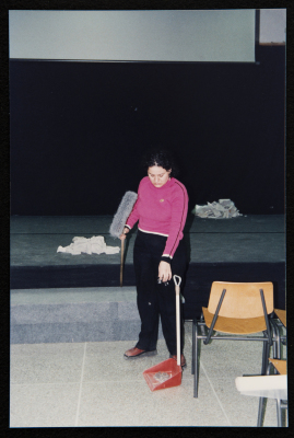 صورة من مسرحية 