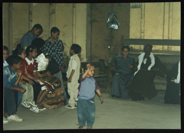 صورة من عرض مسرحي 