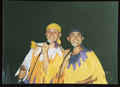 صورة من عرض مسرحي "كراكوزي" في المنيا، 2001
