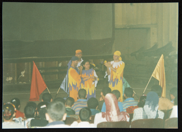 صورة من عرض مسرحي 