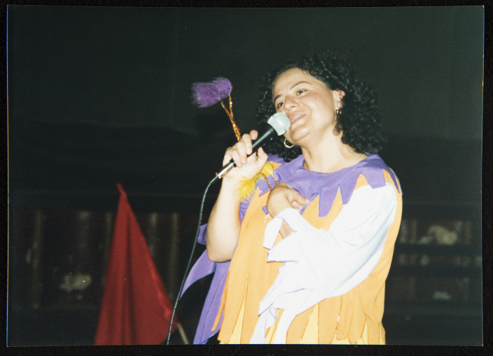 صورة من عرض مسرحي 