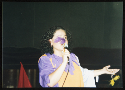 صورة من عرض مسرحي "كراكوزي" في المنيا، 2001
