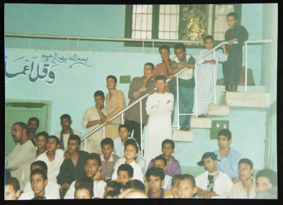 صورة من عرض مسرحي "كراكوزي" في المنيا، 2001
