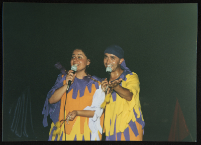 صورة من عرض مسرحي "كراكوزي" في المنيا، 2001
