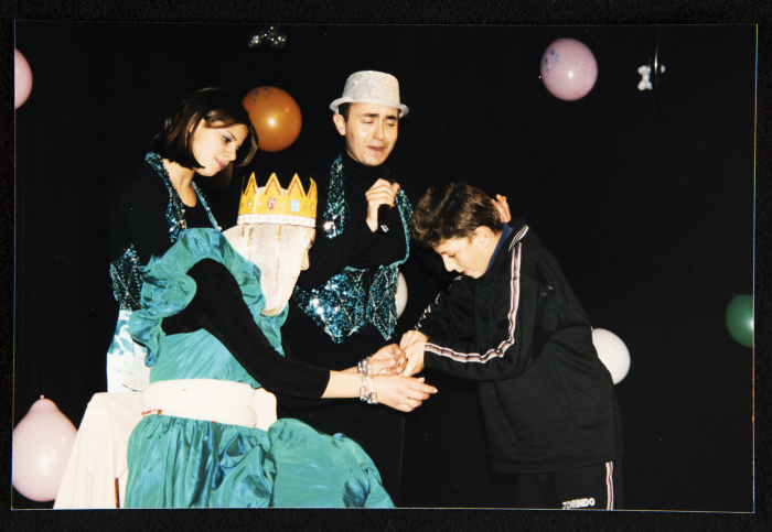 عرض مسرحية كراكوزي في القدس
