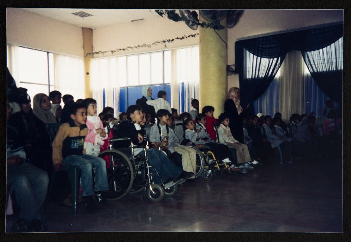 صورة من عرض مسرحية 