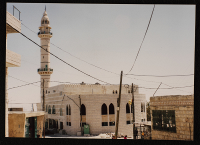 A Photograph of "Abu Bakr aṣ-Ṣiddiq Mosque", Tuqu