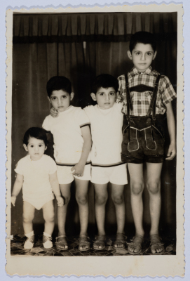 أحمد وبشار وبهاء وهشام حواري