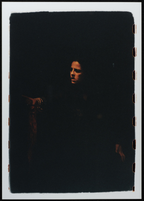 صورة من عرض مسرحية 