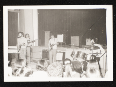 A Photograph of a Show for Al-Bara