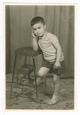 A Photograph of Munir al-Khatib 