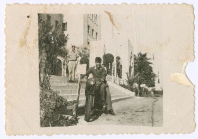 A Photograph of Ali Musa ʿLayan with His Brother Khalil 