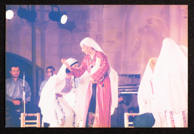 Hannouneh Troupe Performing in Nablus