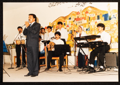 صورة من عرض لفرقة الحنونة
