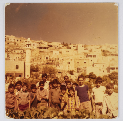 موسى سند ومجموعة من طلابه، أرطاس، 1980-1989
