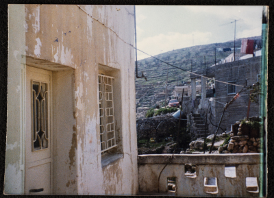 Artas, 1990