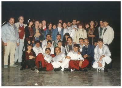 صورة من عرض دبكة لفرقة سرية رام الله الأولى للرقص