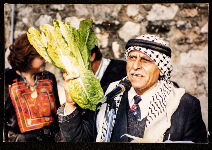 عبد العزيز أبو هدبا في مهرجان الخس في قرية أرطاس