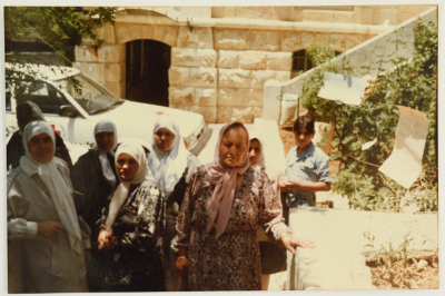 اعتصام فاطمة الشلبي أمام اللجنة الدولية للصليب الأحمر، القدس، 22 أيار 1989