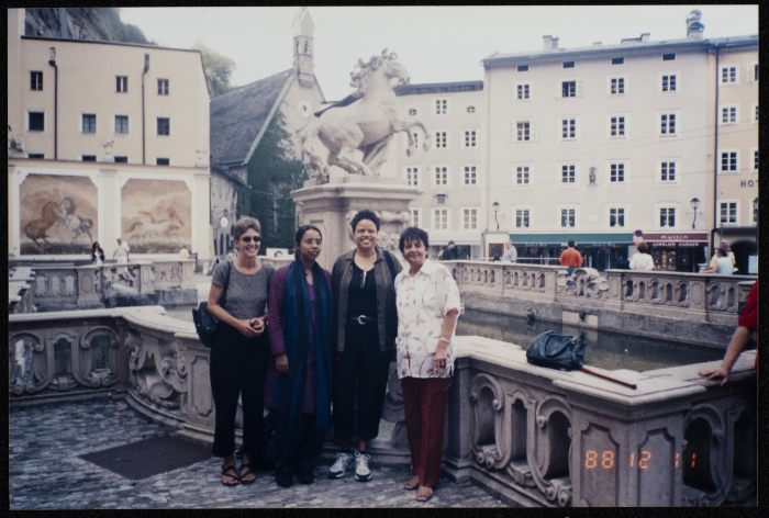 Samya Bamya with Women on a Business Trip 