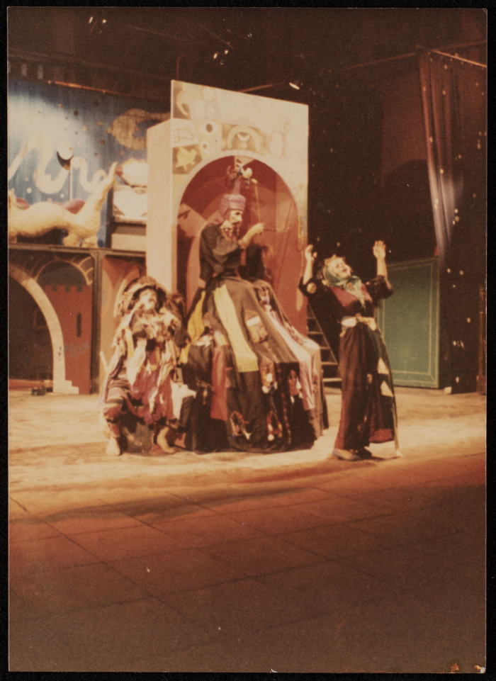 مسرحية ألف ليلة وليلة