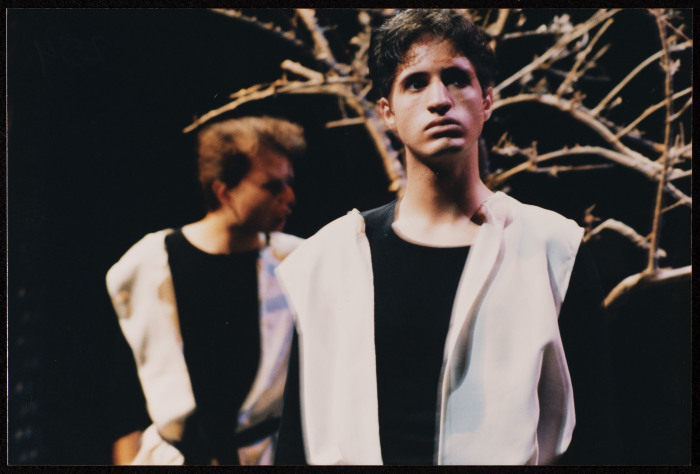 صورة من عرض 