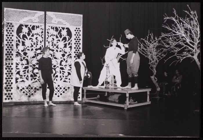 صورة من عرض 