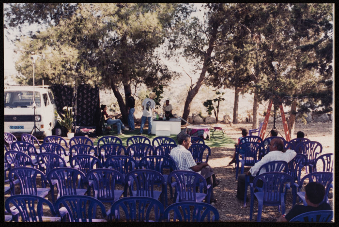 صورة من مسرحية شؤون أبو شاكر مسرح عشتار 1997 The Palestinian Museum Digital Archive Pmda
