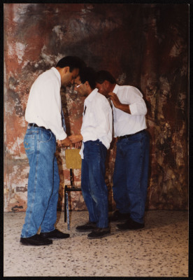 مسرحية واحد عَ الماشي<br />
 