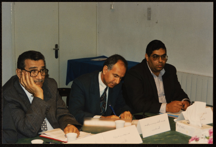 صورة من مؤتمر مسرح عشتار بشأن مناهج تعليم المسرح، 1998<br />