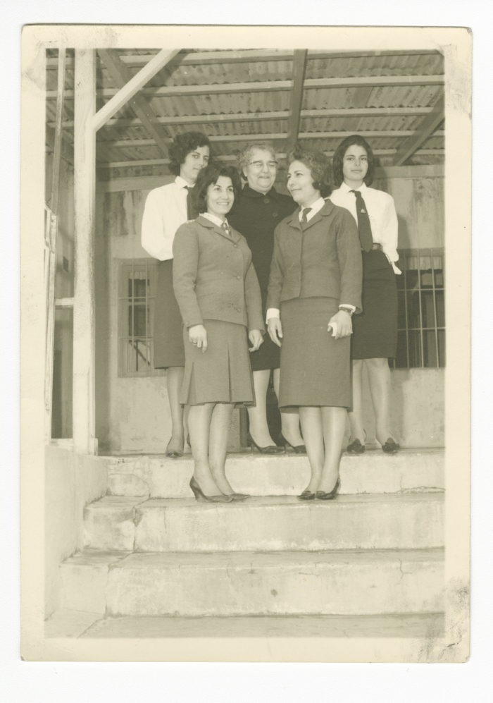 غادة رشيد ومعلمات مدرسة جنين