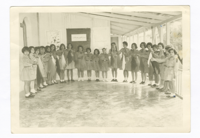 غادة رشيد ومعلمات وطالبات مدرسة جنين