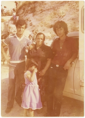 أقارب من عائلة سعدة