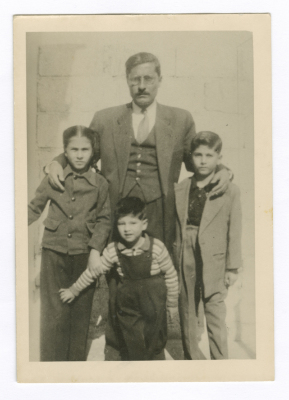 A Photograph of Anton Hanna