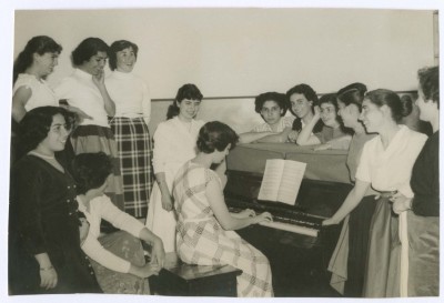 Piano Playing in with the Friends School Student  