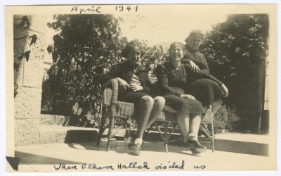 Domia and Hala Assakakini with Ilham Hallaq, Jerusalem, 1941