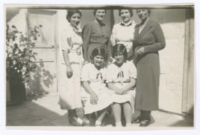 Domia and Hala Khalil Sakakini during Widad Da