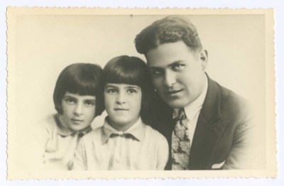 Sari, Domia and Hala Sakakini 