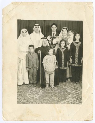 بورتريه عائلي بالابيض والاسود