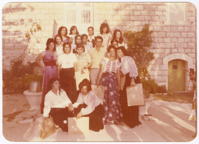 صورة جماعية لنساء 